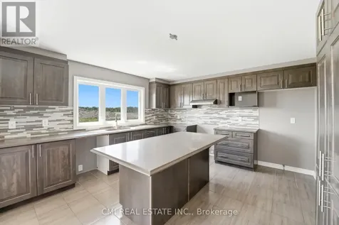 325 Sweetclover Way Ottawa ON K4A 1E6