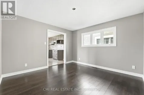 325 Sweetclover Way Ottawa ON K4A 1E6
