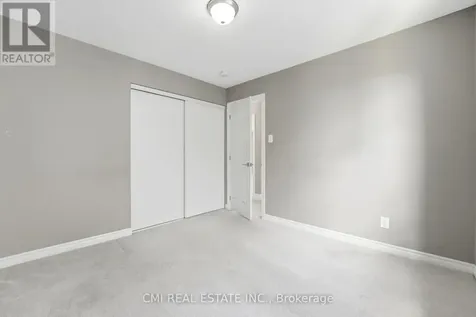 325 Sweetclover Way Ottawa ON K4A 1E6