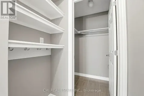 325 Sweetclover Way Ottawa ON K4A 1E6