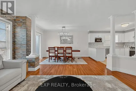512 Snowdrop Court Kitchener ON N2E 4G4