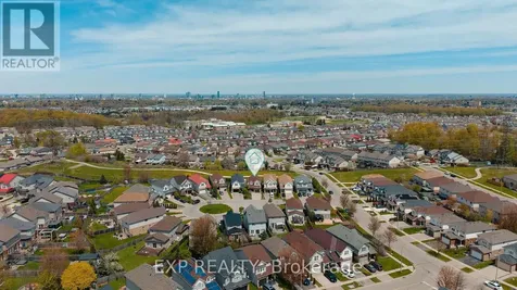 512 Snowdrop Court Kitchener ON N2E 4G4