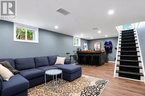 969 Rae Avenue Selwyn ON K0L 1H0