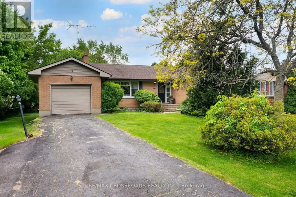 19 Orchard Avenue Cobourg ON K9A 1T1