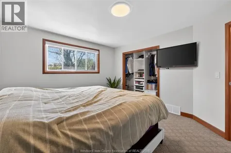 226 Edgewater Boulevard Tecumseh ON N8N 2H2