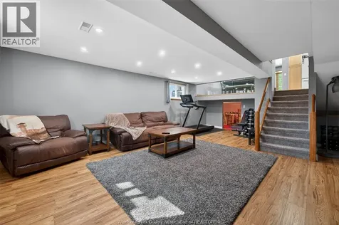 226 Edgewater Boulevard Tecumseh ON N8N 2H2