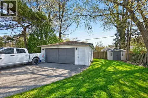 226 Edgewater Boulevard Tecumseh ON N8N 2H2