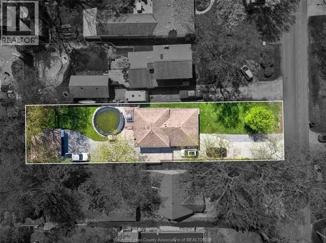 226 Edgewater Boulevard Tecumseh ON N8N 2H2