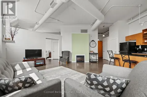 404 King Street West Kitchener ON N2G 2L5
