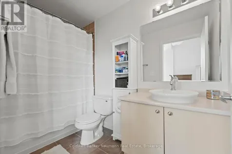 404 King Street West Kitchener ON N2G 2L5