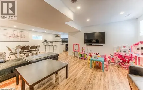26 Spring Creek Street Kitchener ON N2A 0G3