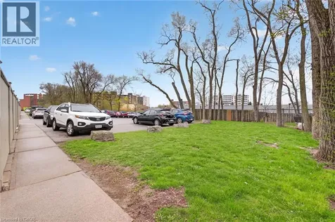 65 Woodman Drive South Hamilton ON L8K 4E2