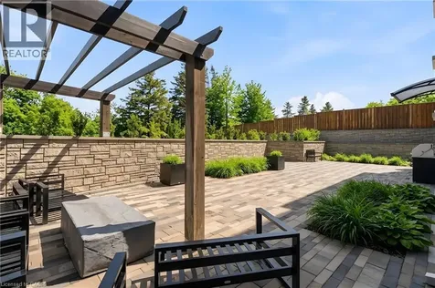 16 Markle Crescent Hamilton ON L9G 0H4