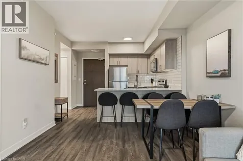 16 Markle Crescent Hamilton ON L9G 0H4
