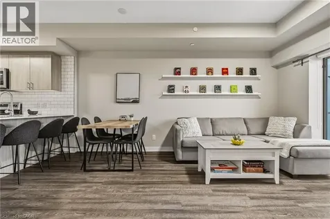 16 Markle Crescent Hamilton ON L9G 0H4