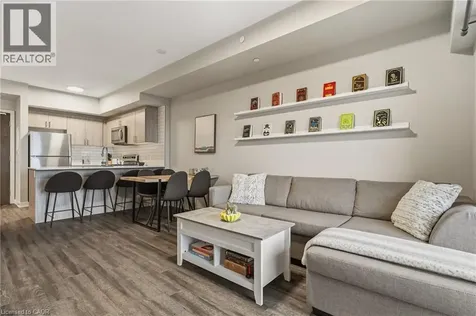 16 Markle Crescent Hamilton ON L9G 0H4
