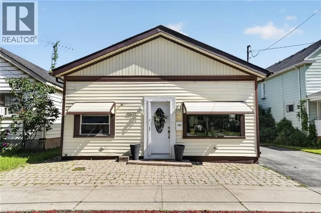 4671 Ferguson Street Niagara Falls ON L2E 2Z3