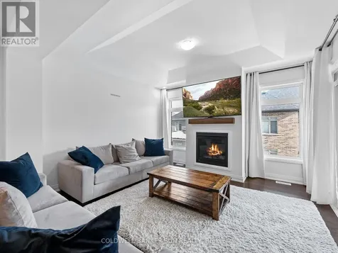 172 Franklin Trail Barrie ON L9J 0J2