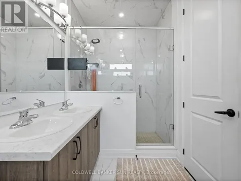 172 Franklin Trail Barrie ON L9J 0J2