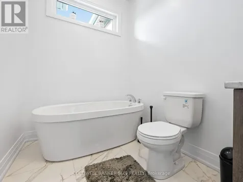 172 Franklin Trail Barrie ON L9J 0J2