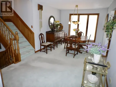 259 Memorial Avenue Dryden ON P8N 2M9