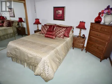 259 Memorial Avenue Dryden ON P8N 2M9