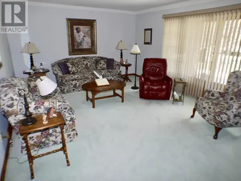 259 Memorial Avenue Dryden ON P8N 2M9