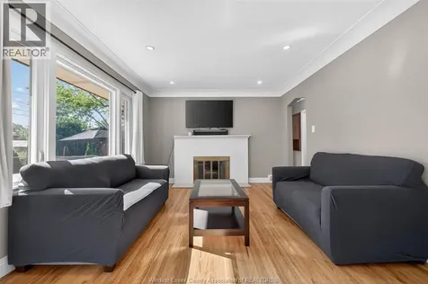 3120 Academy Drive Windsor ON N9E 2H4
