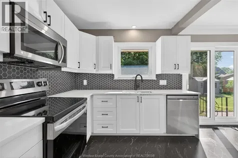 3120 Academy Drive Windsor ON N9E 2H4