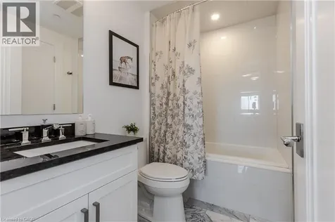 2060 Lakeshore Road Burlington ON L7R 0G2