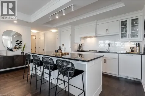2060 Lakeshore Road Burlington ON L7R 0G2