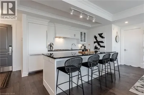 2060 Lakeshore Road Burlington ON L7R 0G2