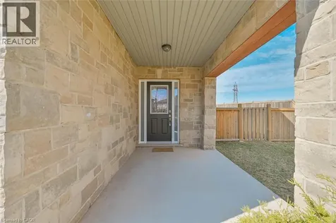 23 Pinot Crescent Hamilton ON L8E 0J8