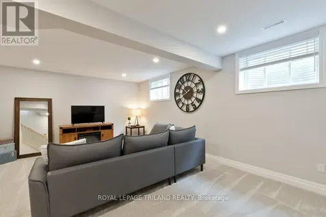 252 Renaissance Drive St. Thomas ON N5R 0P9