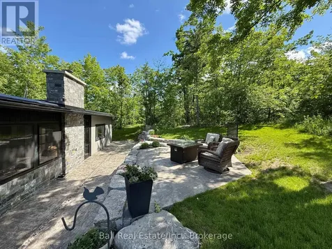 33 Laplantes Road Trent Lakes ON K0L 1J0