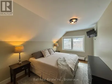 33 Laplantes Road Trent Lakes ON K0L 1J0
