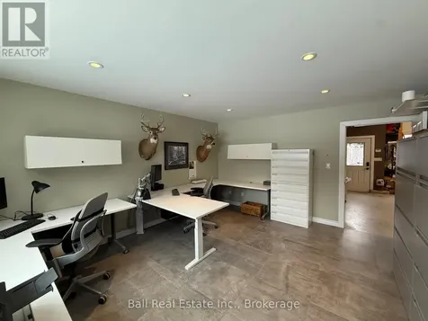 33 Laplantes Road Trent Lakes ON K0L 1J0