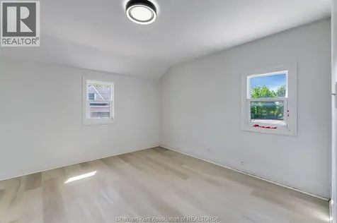 8 Payne Street Chatham ON N7M 4M9