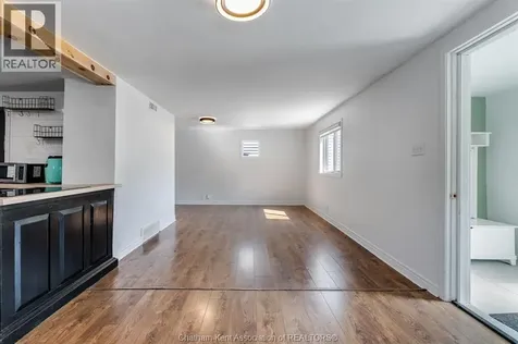 8 Payne Street Chatham ON N7M 4M9