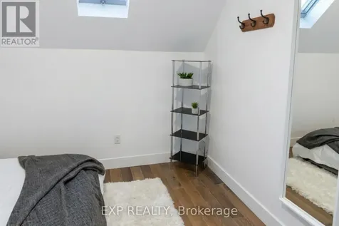 323 Montfort Street Ottawa ON K1L 5N5