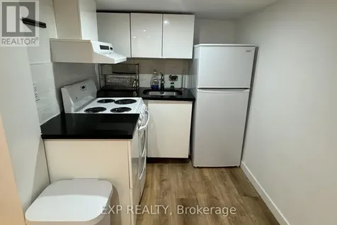 323 Montfort Street Ottawa ON K1L 5N5