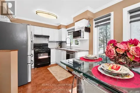 82 Briston Private Ottawa ON K1G 5P6
