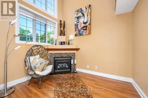 82 Briston Private Ottawa ON K1G 5P6