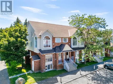 82 Briston Private Ottawa ON K1G 5P6