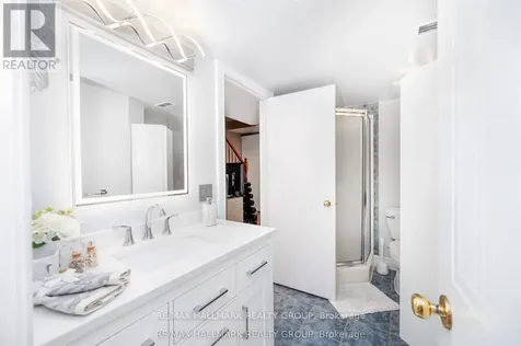82 Briston Private Ottawa ON K1G 5P6