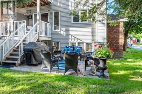82 Briston Private Ottawa ON K1G 5P6