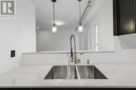 403 Gerardia Lane Ottawa ON K4A 1C7