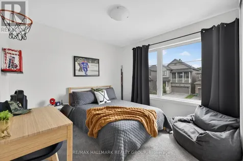 709 Samantha Eastop Avenue Ottawa ON K2S 2A9