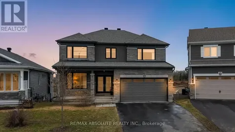706 Parade Drive Ottawa ON K2S 0Z4