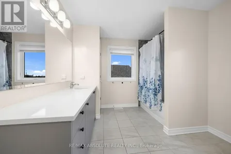 706 Parade Drive Ottawa ON K2S 0Z4